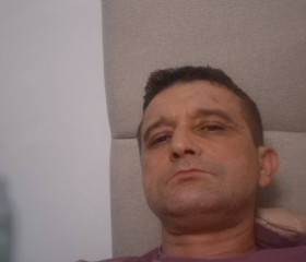 Tomitza, 47, Focsani