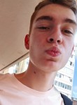 Mikhail, 20, Perm