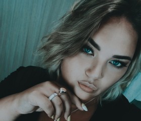 Anastasiya, 30, Revda