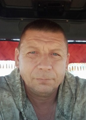 Сергей из Морозовска 51 год