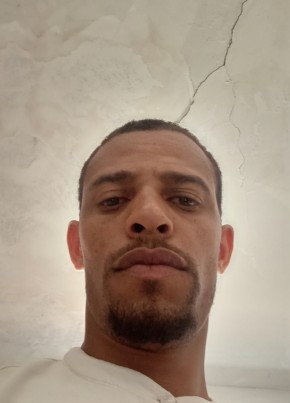 Alexandre Ramos из Mindelo 31 год