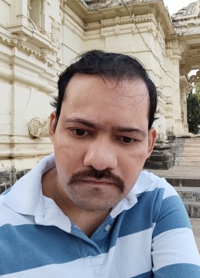 Sujit Gharge-des, 30, India, Rahimatpur