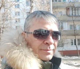 Максим, 52 года, Москва