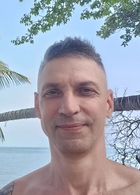 Дмитрий из Набережные Челны 42 года