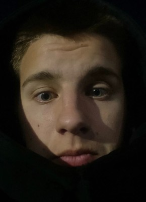 Дима из Знаменск (Астраханской обл.) 23 года