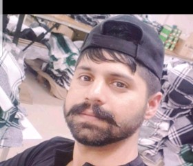 Nomi butt, 30, Gujrat