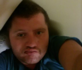 Broddy, 25, Moncton
