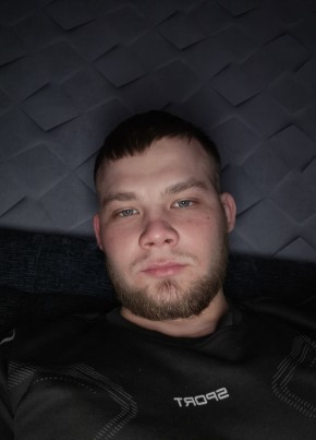 Андрей из Курска 22 года