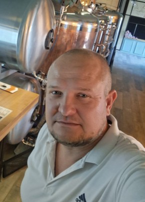 Андрей из Мариуполи 44 года