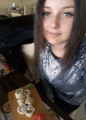 Каришка, 27, Україна, Суми