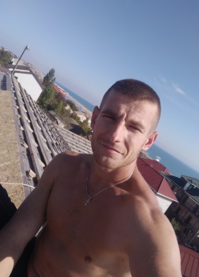 Олег, 32, Россия, Саки