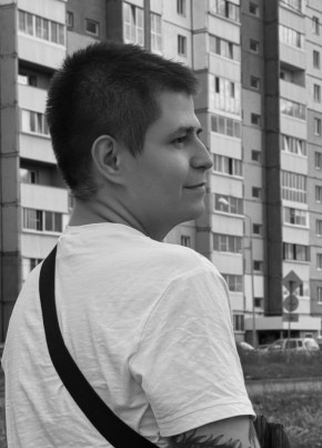 Леонид из Гиганта 23 года