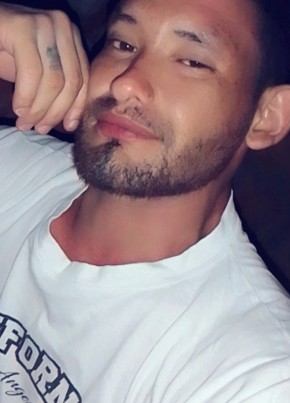 Daniel из Asunción 27 лет