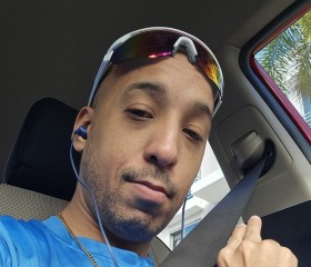 Lemuel, 34, San Juan