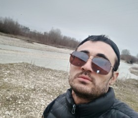 Ibragim, 26, Digora