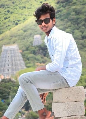 Rishi, 19, India, Tirumala - Tirupati