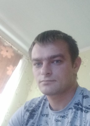 Владимир, 29, Россия, Строитель
