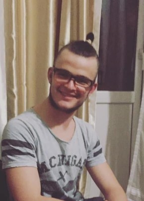 Cristian, 25, Republica Moldova, Chişinău