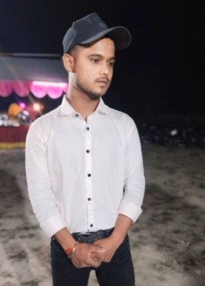 Abhay, 18, India, Gorakhpur (State of Uttar Pradesh)