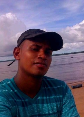 Chris, 27, Guyana, Georgetown