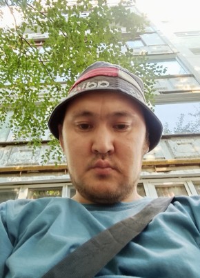 Каиржан из Оренбурга 28 лет