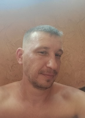 Александр из Саратова 41 год