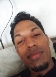 Steven, 31, Santa Lucia