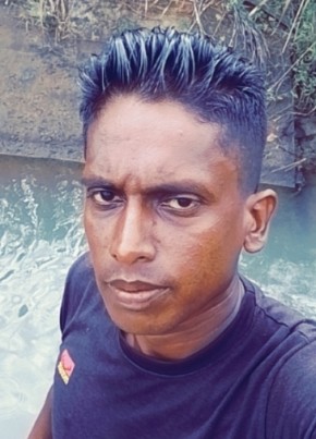 Ajith Kumara из ෙකාළඹ 33 года