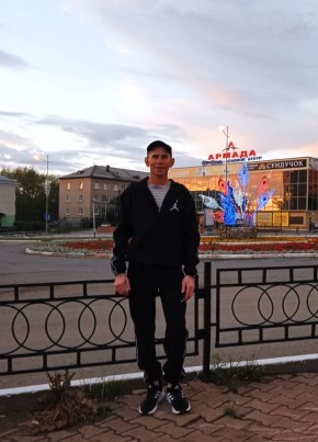 Артём, 44, Россия, Елово