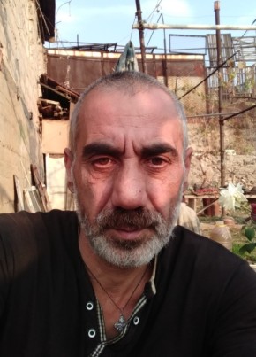 Эдуард Атанесян, 57, საქართველო, ბათუმი