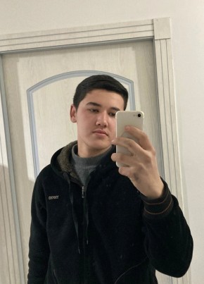 Abdulaziz Abdusa из Andijon 18 лет