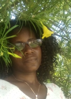 Betinha Albert, 40, República de Moçambique, Lourenço Marques