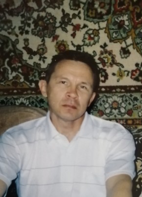 Viktor, 65, Russia, Volgograd