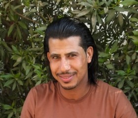 Ahmad, 27, Bani Suwayf