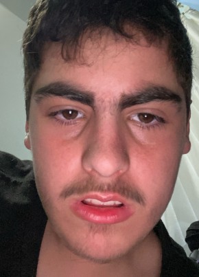 Nickolas из Sydney 18 лет