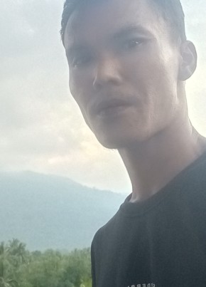 Edih, 38, Indonesia, Djakarta