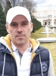 Aleksandr, 48, Moscow