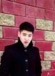 Maks, 21, Bishkek