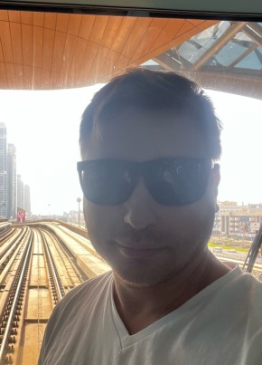 Sergey, 44, Russia, Saint Petersburg