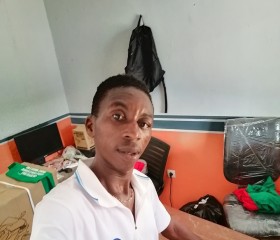 Alain krist, 31, Abidjan