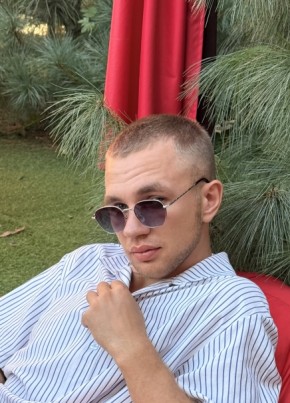 Андрей из Евпатории 24 года