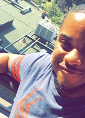Rell, 34, United States of America, Buffalo (State of New York)