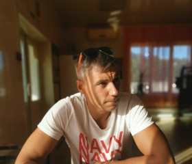 Aleksandr, 40, Yalta