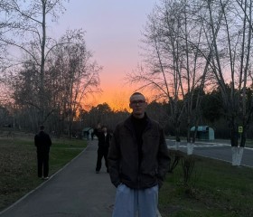 Artur, 18, Bratsk