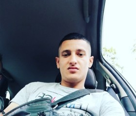 Moha, 29, Sentmenat
