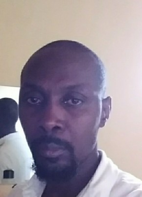 Adama , 44, République Gabonaise, Franceville