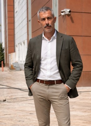 Coşkun из Ankara 48 лет