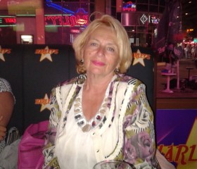 Ирина, 69 лет, Київ