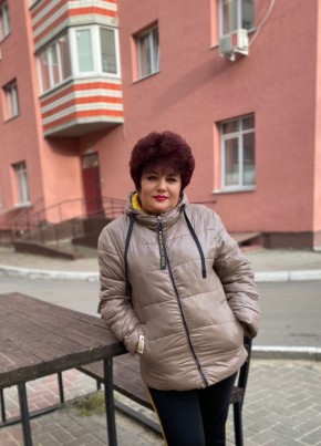 Галина, 60, Россия, Карачев