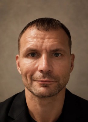 Евгений из Тольятти 44 года
